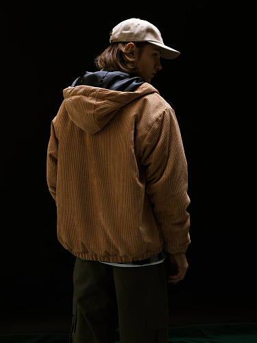 Куртка GIFTED78 HOMEBOY vlvt 25/730 бежевый Куртка GIFTED78 HOMEBOY vlvt 25/730 бежевый