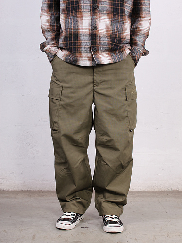 Брюки "GIFTED78" 26 Parachute 3.0/487 оливка Брюки "GIFTED78" 26 Parachute 3.0/487 оливка